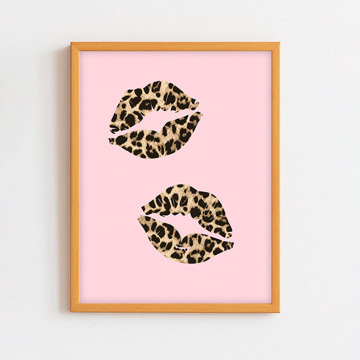 Leopard Lips Frame