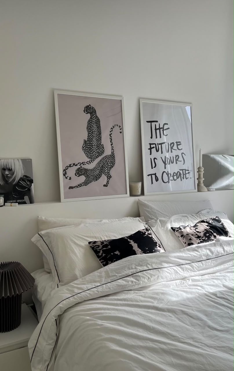 Set of 2 Frames